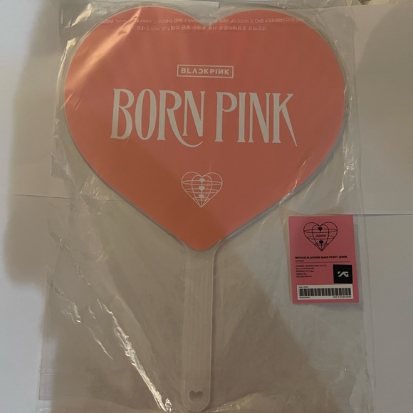 Blackpink Born Pink Official Image Picket Jennie - Picture 2 of 3